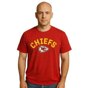 Kansas city chiefs L / XL (?) Game day spell out t shirt NFL team apparel unisex